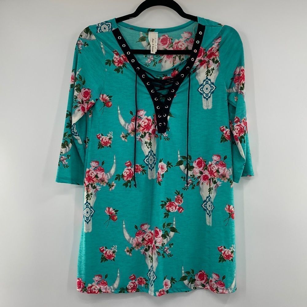 3For$20 Now N’ Forever Floral Top Teal size: small